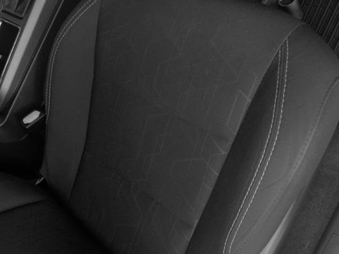 Used 2017 Toyota Tacoma TRD Off-Road image 43