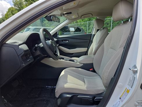 Used 2023 Honda Accord LX image 13