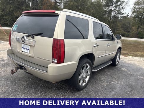 Used 2009 Cadillac Escalade 2WD image 7