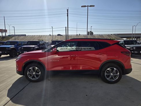 Used 2024 Chevrolet Blazer LT image 7
