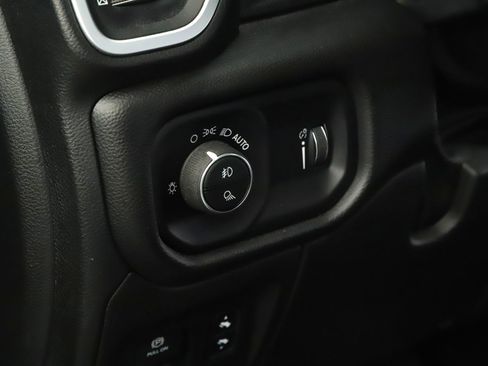 Used 2022 RAM 1500 Big Horn image 8
