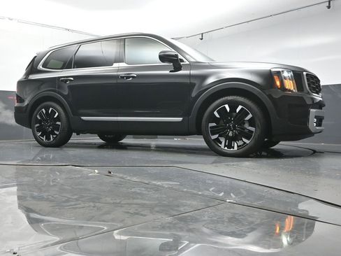 Used 2025 Kia Telluride SX image 33