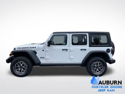 Used 2024 Jeep Wrangler Unlimited Rubicon AWD/4WD image 4