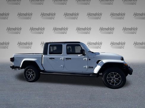 New 2026 Jeep Gladiator Sport image 9
