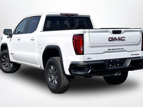 Used 2024 GMC Sierra 1500 AT4X image 5