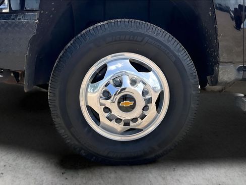 Used 2016 Chevrolet Silverado 3500 High Country w/ Duramax Plus Package AWD/4WD image 35