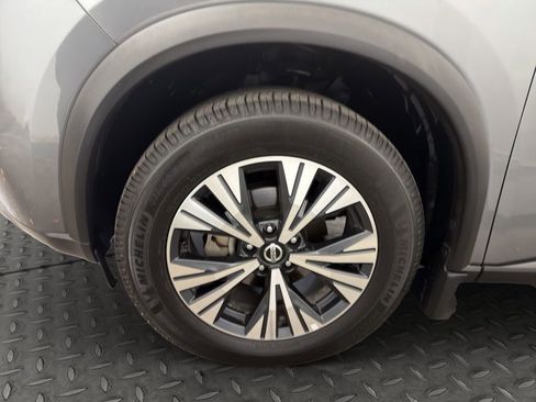 Used 2021 Nissan Rogue SV image 23