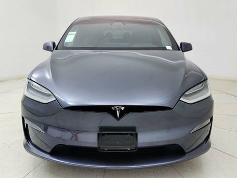 Used 2022 Tesla Model X image 2