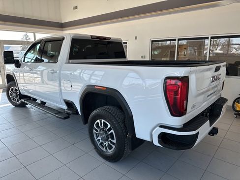 Used 2023 GMC Sierra 2500 AT4 w/ AT4 Preferred Package image 6