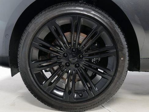 New 2026 Land Rover Range Rover SE AWD/4WD image 9