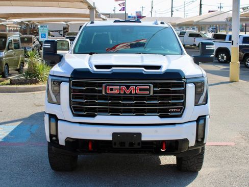 Used 2024 GMC Sierra 2500 AT4 w/ AT4 Premium Plus Package image 6