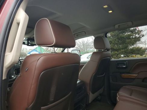 Certified 2015 Chevrolet Silverado 2500 High Country w/ Duramax Plus Package image 10