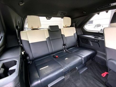 Used 2024 Toyota Sequoia Capstone AWD/4WD image 28