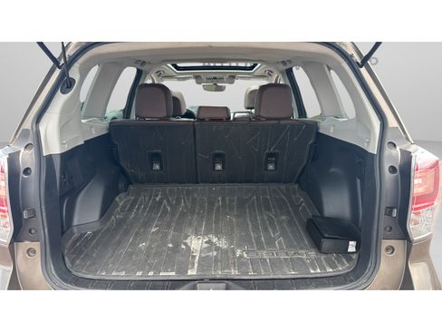 Used 2018 Subaru Forester 2.5i Touring w/ Popular Package #3B AWD/4WD image 12