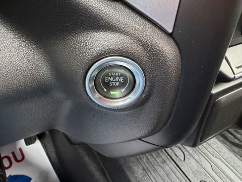 Used 2020 GMC Sierra 1500 Elevation w/ Elevation Value Package image 32