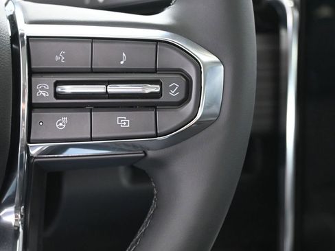 New 2025 GMC Sierra EV Denali image 32