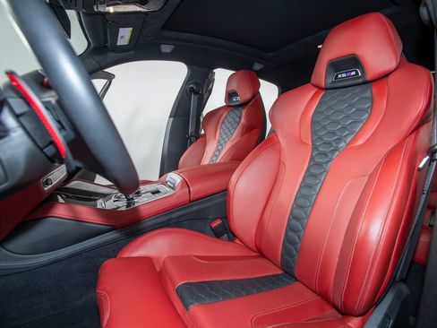 Used 2025 BMW X6 M Competition w/ Executive Package AWD/4WD image 3
