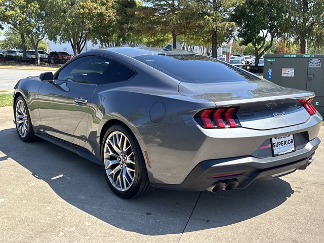 Used 2025 Ford Mustang GT Premium RWD image 6