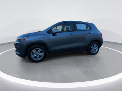 Used 2020 Chevrolet Trax LS w/ Tint and Cruise Package image 4