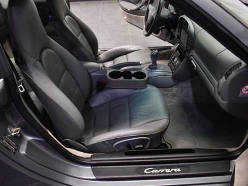Used 2003 Porsche 911 Carrera RWD image 22