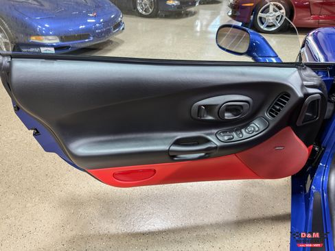 Used 2002 Chevrolet Corvette Z06 RWD image 23