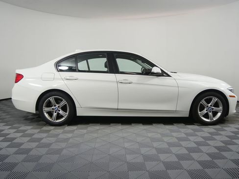 Used 2015 BMW 328i 328i image 2