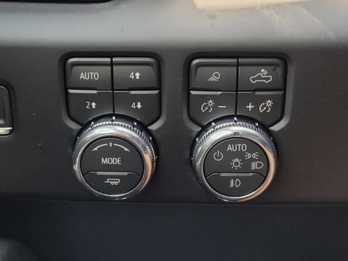 New 2026 GMC Sierra 2500 AT4 w/ AT4 Premium Plus Package AWD/4WD image 18