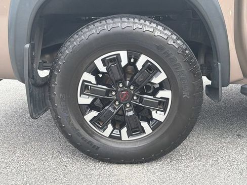 Used 2023 Nissan Frontier PRO-4X w/ Tow Package AWD/4WD image 19