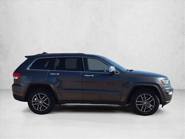 Used 2018 Jeep Grand Cherokee Limited w/ Trailer Tow Group IV AWD/4WD image 4