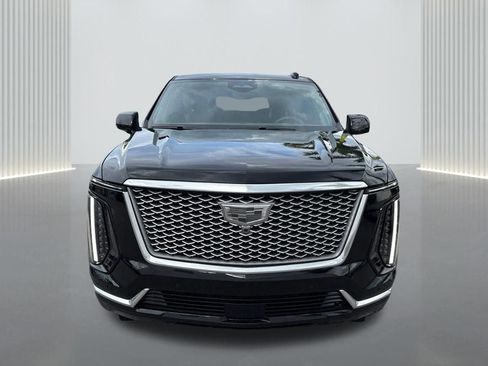 New 2026 Cadillac Escalade Luxury w/ LPO, Radiant Package AWD/4WD image 2