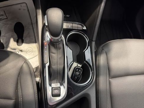 Used 2024 Buick Encore GX Sport Touring w/ Comfort Package AWD/4WD image 23