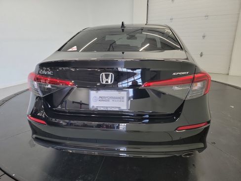 Used 2024 Honda Civic Sport image 8