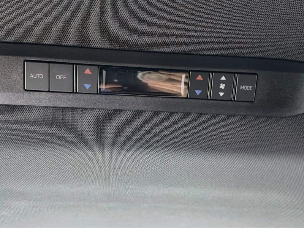 New 2026 Toyota Sienna XLE Woodland Edition AWD/4WD image 22