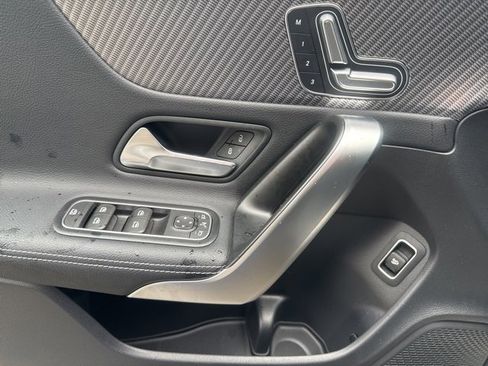 Certified 2025 Mercedes-Benz CLA 250 4MATIC image 17