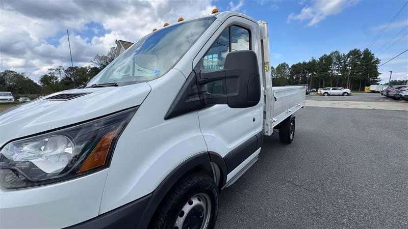 Used 2018 Ford Transit 250 138 RWD image 14