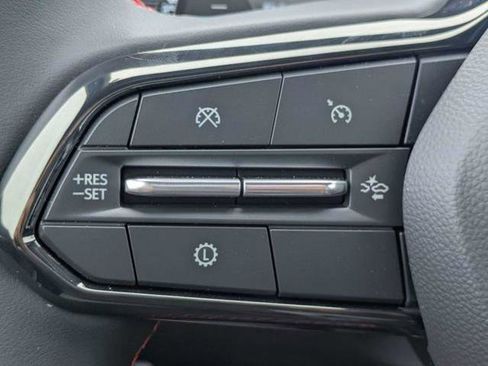 New 2026 Chevrolet Equinox RS w/ Convenience Package III FWD image 28