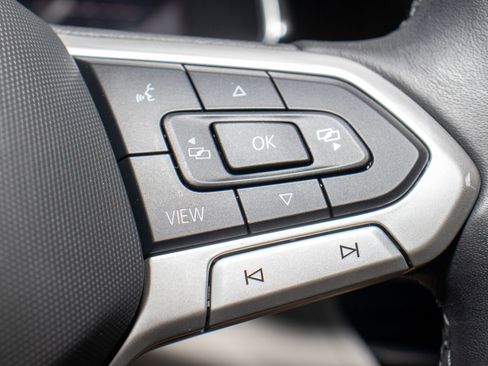 Used 2023 Volkswagen Jetta SE image 26