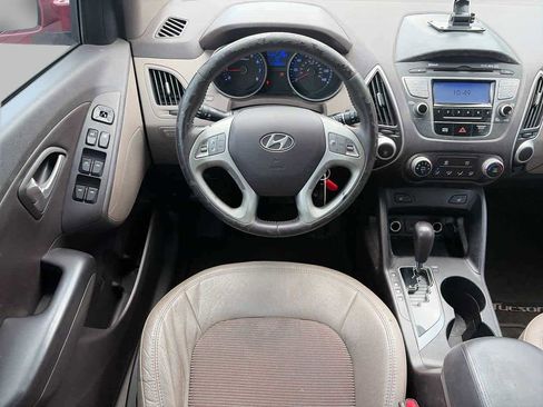 Used 2013 Hyundai Tucson GLS FWD image 10