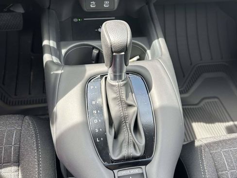 New 2027 Honda HR-V LX image 17