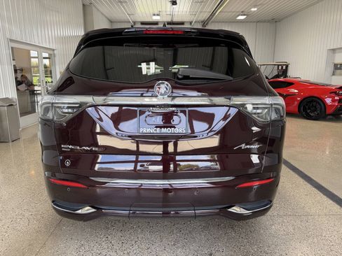 Used 2023 Buick Enclave Avenir AWD/4WD image 4