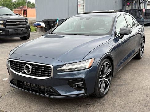 Used 2019 Volvo S60 T5 R-Design FWD image 6