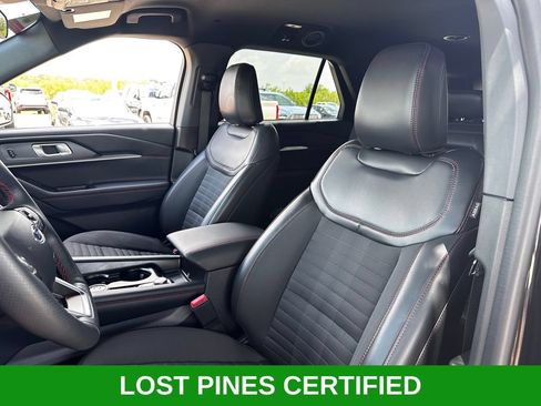 Used 2025 Ford Explorer ST-Line RWD image 12