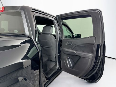 Used 2023 Chevrolet Colorado LT w/ LT Convenience Package II image 28