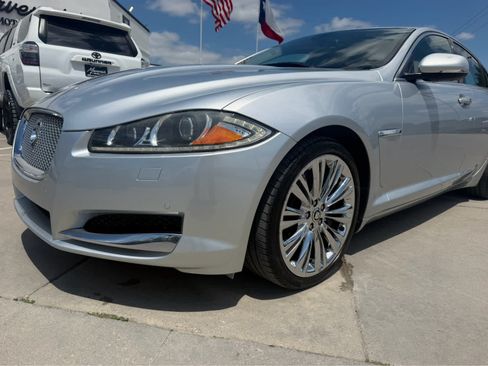 Used 2012 Jaguar XF Portfolio RWD image 7