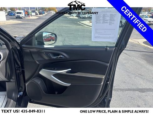 Used 2025 Chevrolet Trax LS image 11