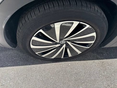 Used 2024 Volkswagen ID.4 S RWD image 10