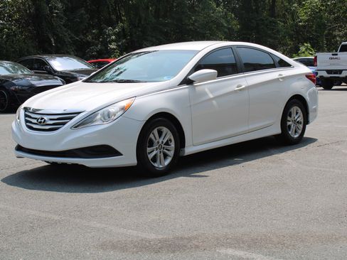 Used 2014 Hyundai Sonata GLS FWD image 3