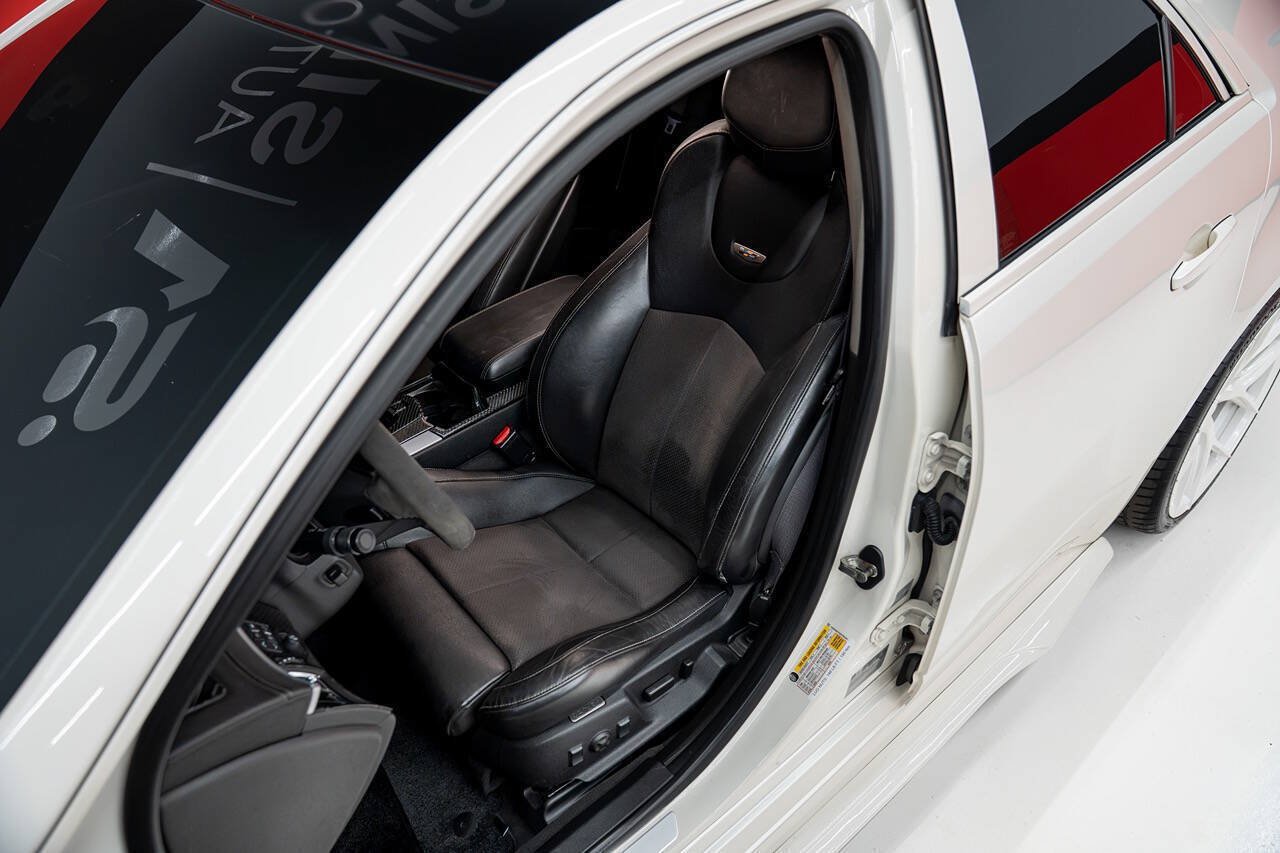Used 2013 Cadillac CTS V RWD image 40