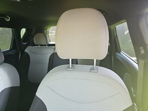 Used 2016 Kia Soul w/ Convenience Package FWD image 13