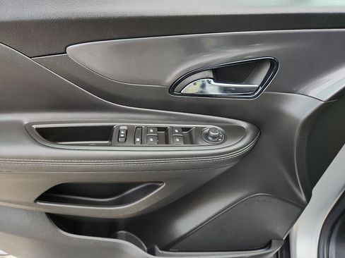 Used 2022 Buick Encore Preferred w/ Safety Package image 14